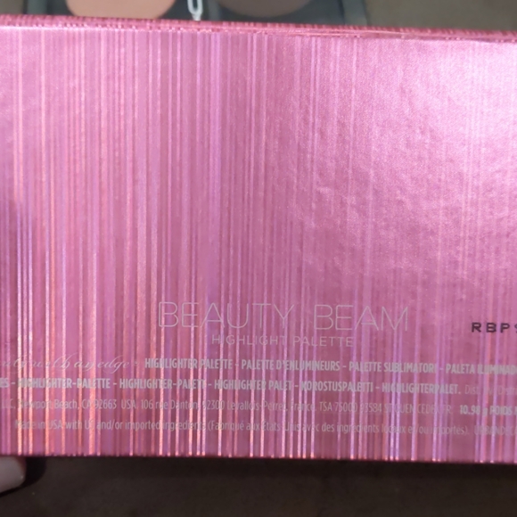 KRISTEN LEANNE HIGHLIGHT PALETTE - Picture 3 of 3